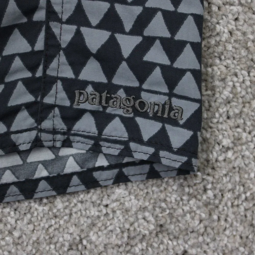 Patagonia Hybrid‎ Board Shorts Mens 36 Gray Geometric 100% Nylon w/ 10